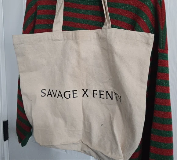 Beach Riot Green and FENTY TOTE - Picture 6 of 6